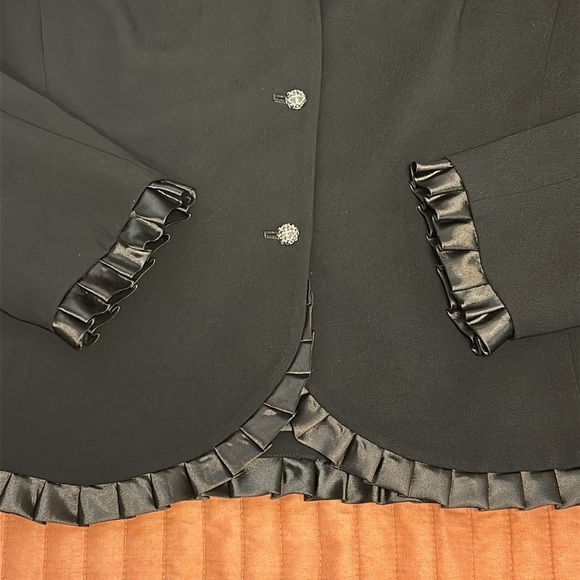 Lord & Taylor Black Jacket Blazer with Satin Ruffle Trim Size 16 - Picture 14 of 15